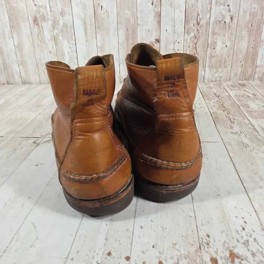 Vintage Made in USA Leather Chukka Boots Mens 10.5 D Moc Toe Vibram Gumlite Tan